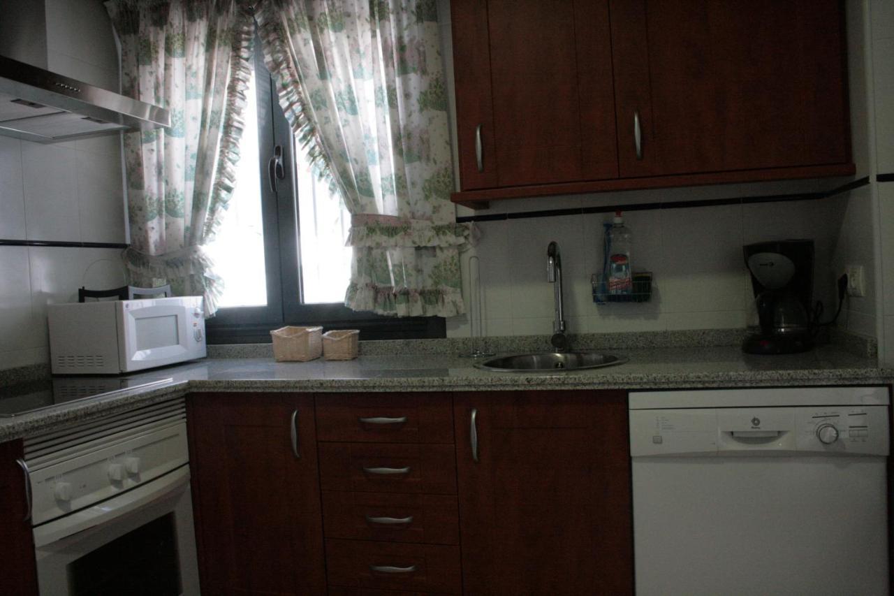 Apartamentos La Casa Pintada Касерес Экстерьер фото